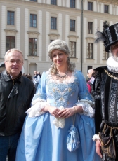 V sobotu 29.3 se na Pražském hradě děly věci - kdy jindy byste tam mohli potkat vedle sebe kolegu Marchala, Marii Terezii a Rudolfa II. Mimochodem poznáte, kdo ten Rudolf II. vlastně je?